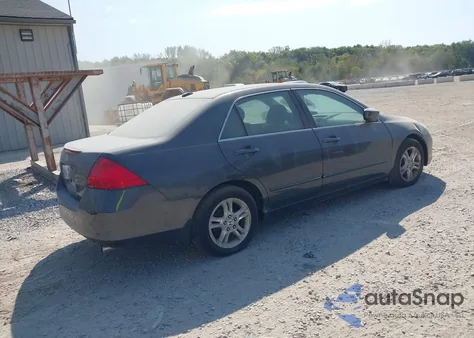 2007 Honda Accord 2.4 Ex из США, поврежденный, VIN 1HGCM567X7A183335